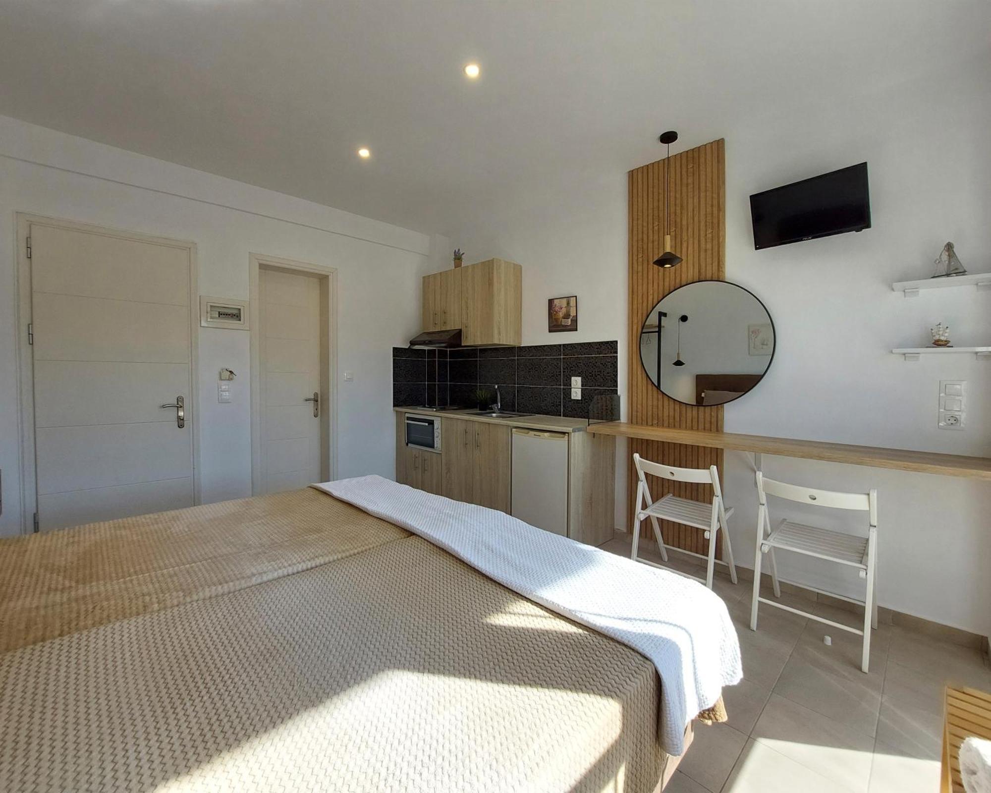 Sand And Sea Kavos Room photo