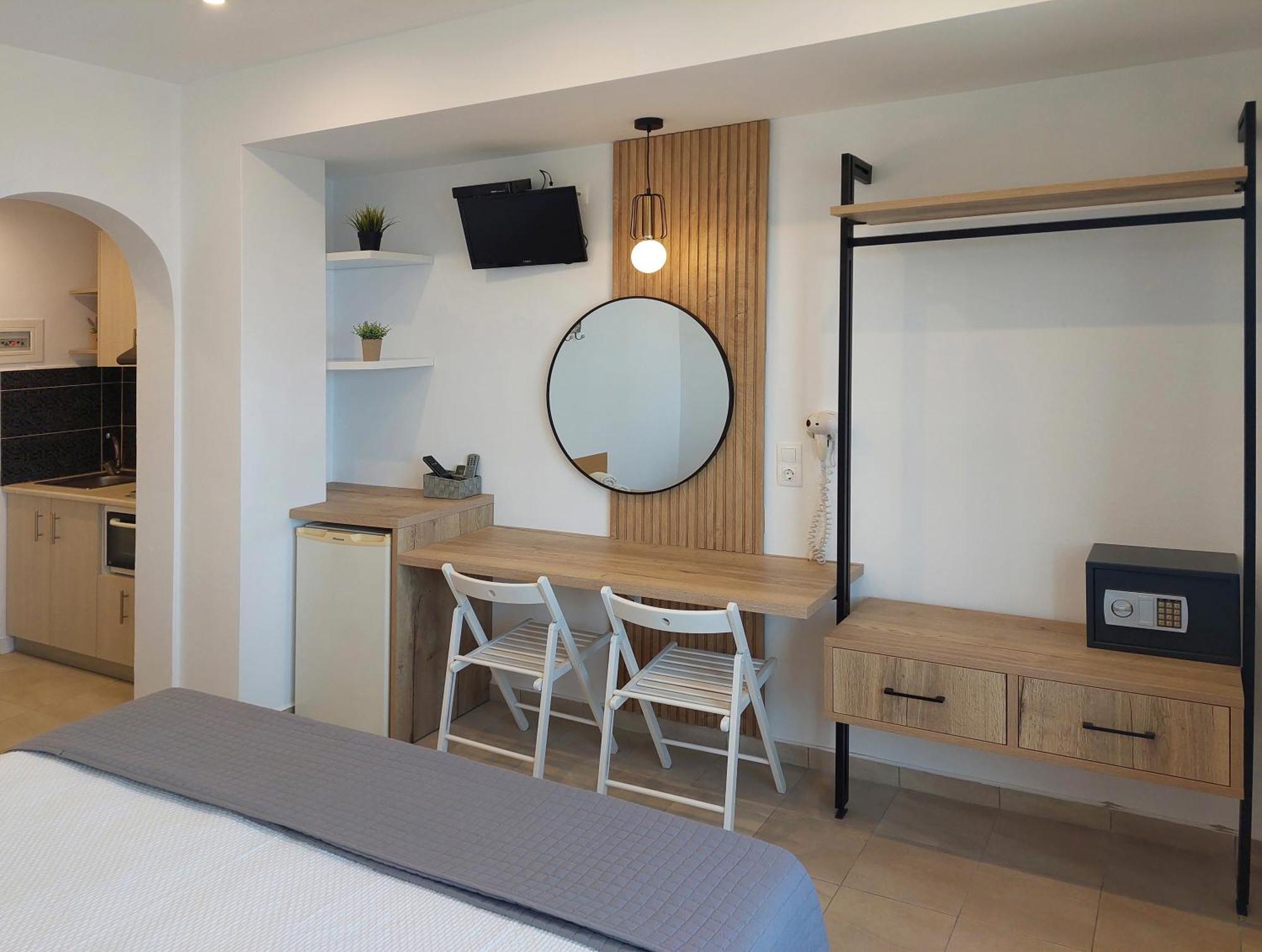 Sand And Sea Kavos Room photo