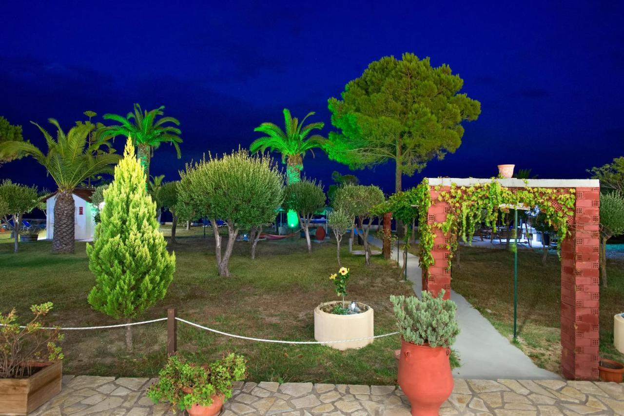 Sand And Sea Kavos Exterior photo