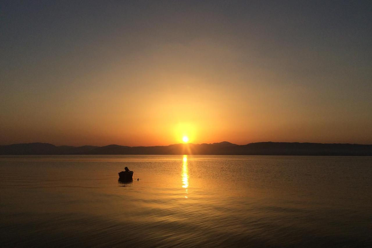 Sand And Sea Kavos Exterior photo